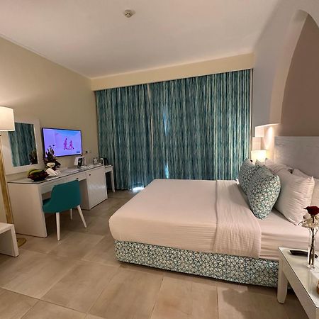 Sharm Club Beach Resort Exterior photo